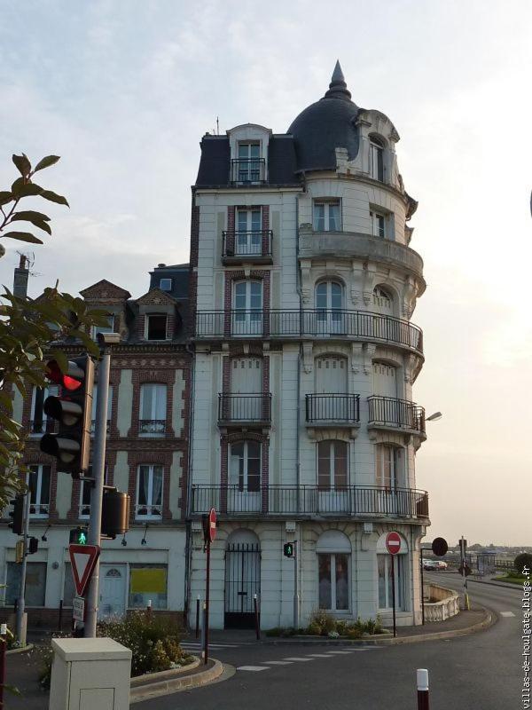 Ferienwohnung Escapade De Charme Les Pieds Dans L'Eau Houlgate Exterior foto